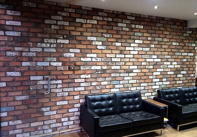 Commercial installation of coloured slips